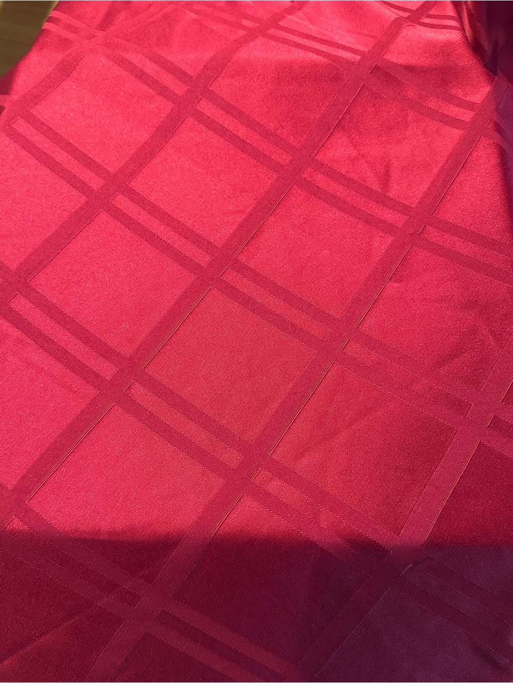 Classic Red table cloth